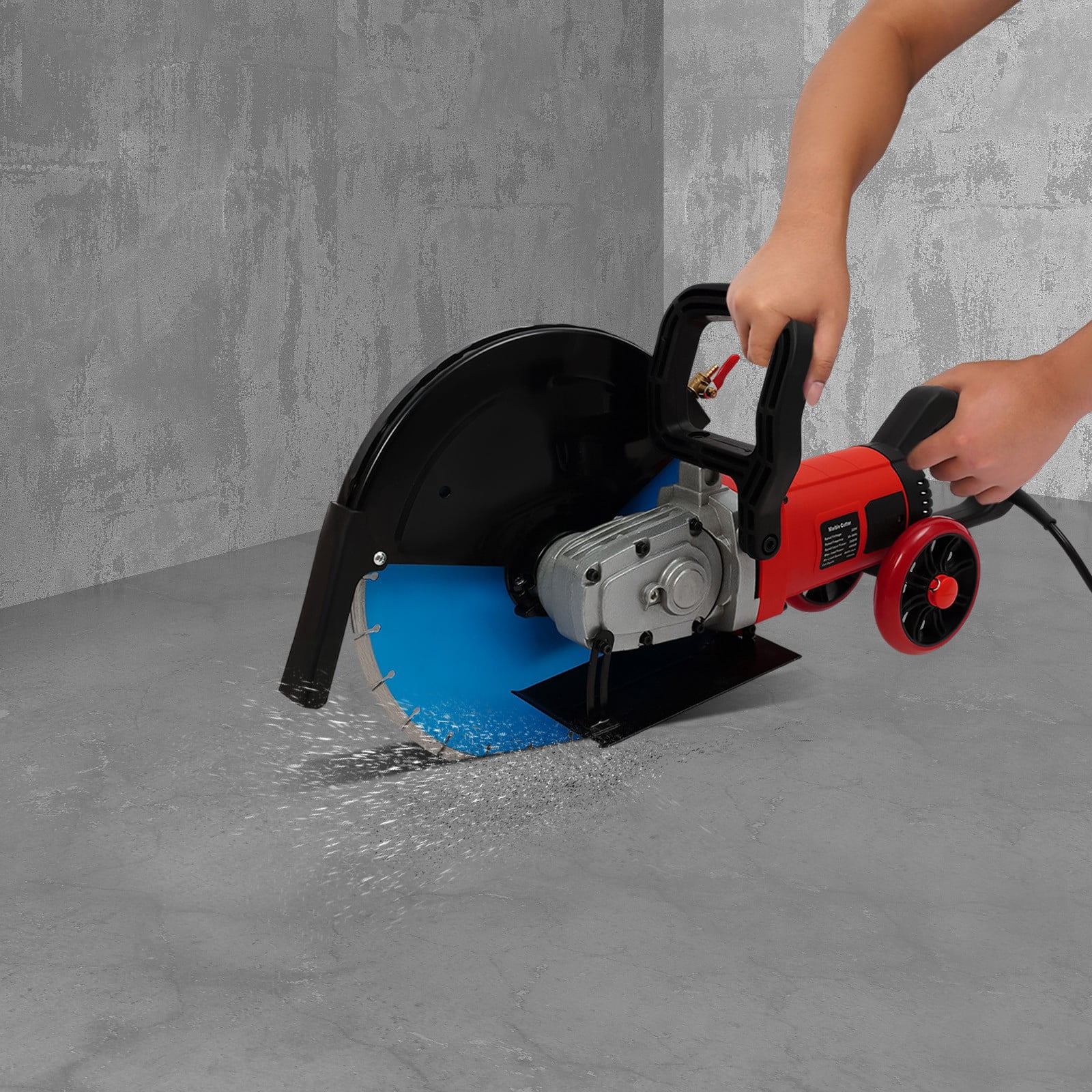 Milwaukee M18 FUEL 6-1/2-Inch Circular Saw with Brushless motor