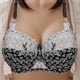 thumbnail image 4 of Sujetador de encaje sexy con copa bordada, sujetador grande, ropa interior para mujer gorda, sujetador ajustable, 4 of 6