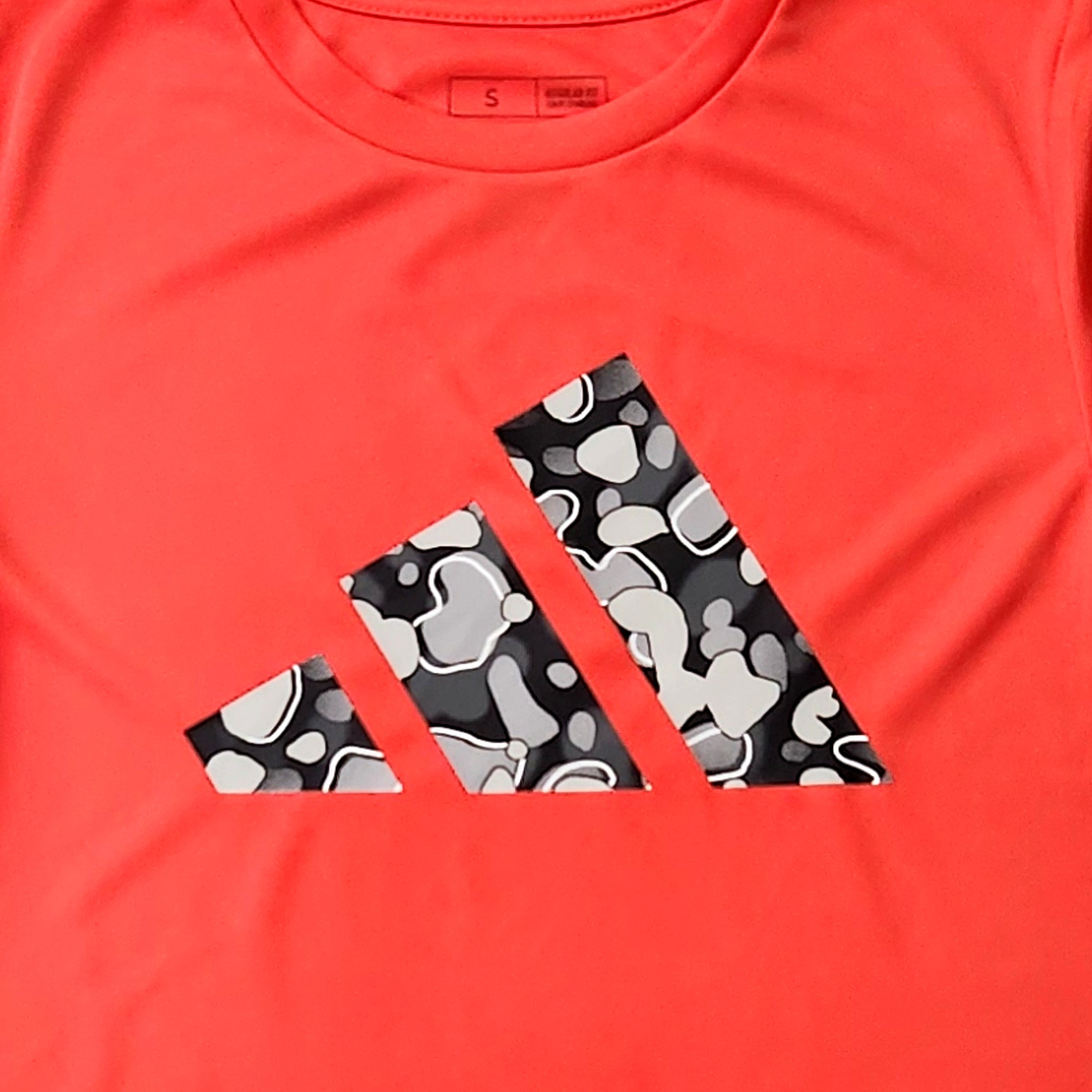 Adidas Boys Orange Triangle Logo Athletic Quick Dry Tee Shirt T-Shirt Small 8