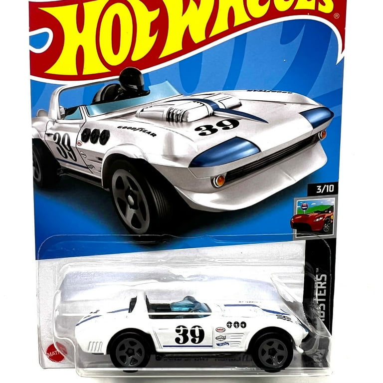 Hot Wheels Corvette Grand Sport Roadster White HW Roadsters 3/10