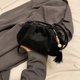 thumbnail image 2 of Bolso Tipo Cartera Plisado Cruzado Con Nube Femenino Cuero PU para Mujer, 2 of 9