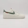 thumbnail image 3 of HV5979-130 Ni&ke Air Force 1 Low '07 Sail Light Bone University Red (Men's), 3 of 6