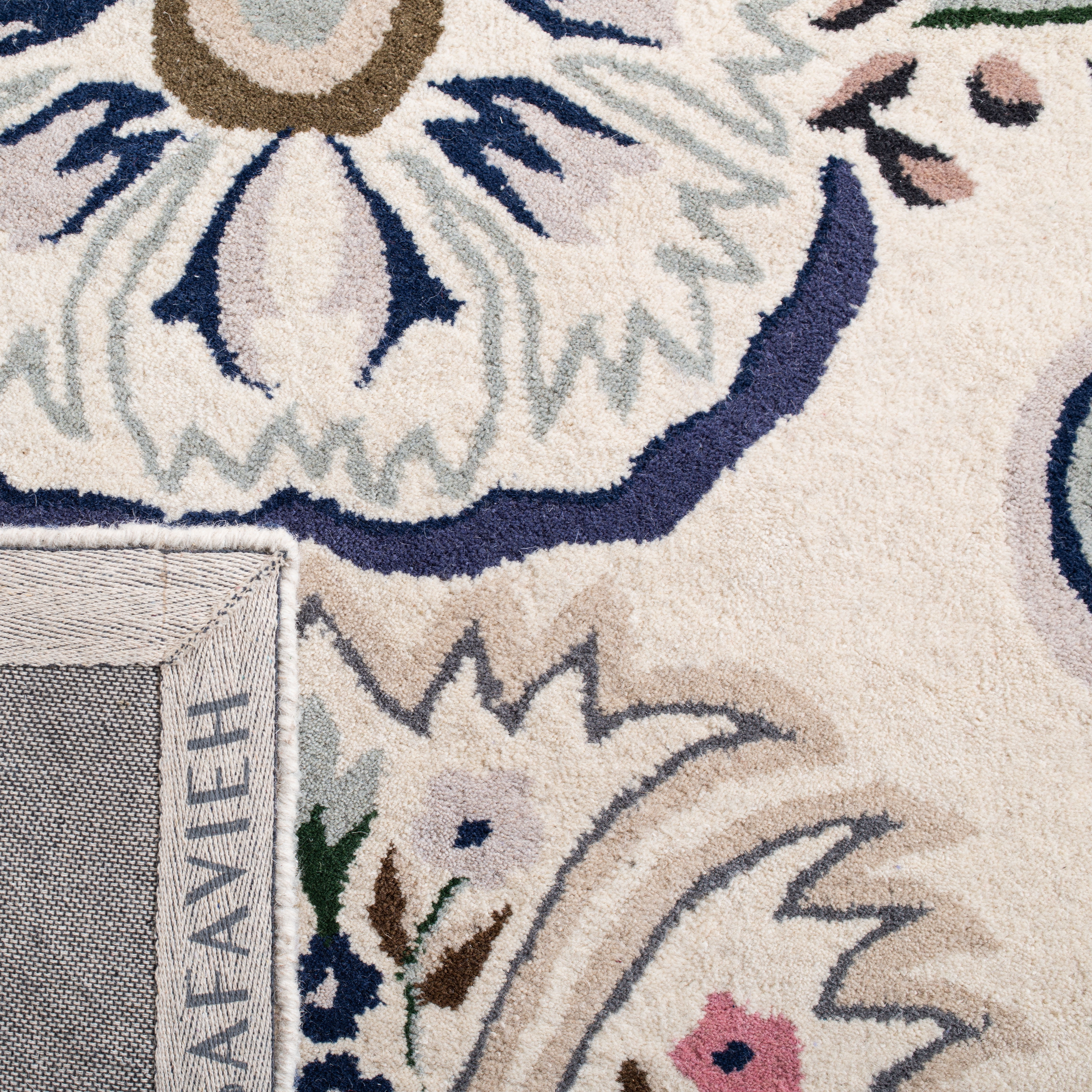 SAFAVIEH Bella Meriel Southwestern Wool Area Rug, Ivory/Blue, 5' x 5' Round