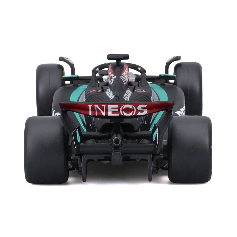 Mercedes-AMG F1 W15 E Performance #63 