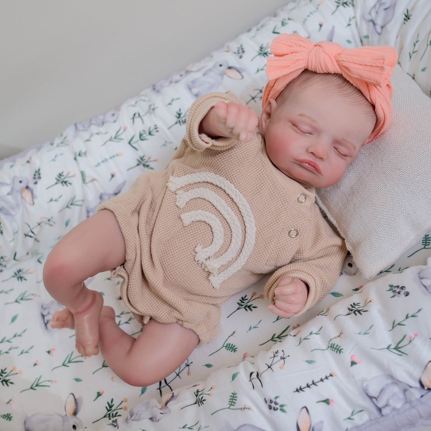 Lifelike 48cm Reborn Baby Doll , Realistic Hand Painted Newborn Girl, High Quality Reborn Doll Named Rosalie