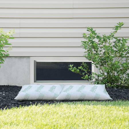 AquaShield Powered by Mobilevee - 12x24 Water-Activated Flood Barrier and Diverter for Homes and Garages - 6 Pack for Flood Protection, Spill Response, and Emergency Leak Containment