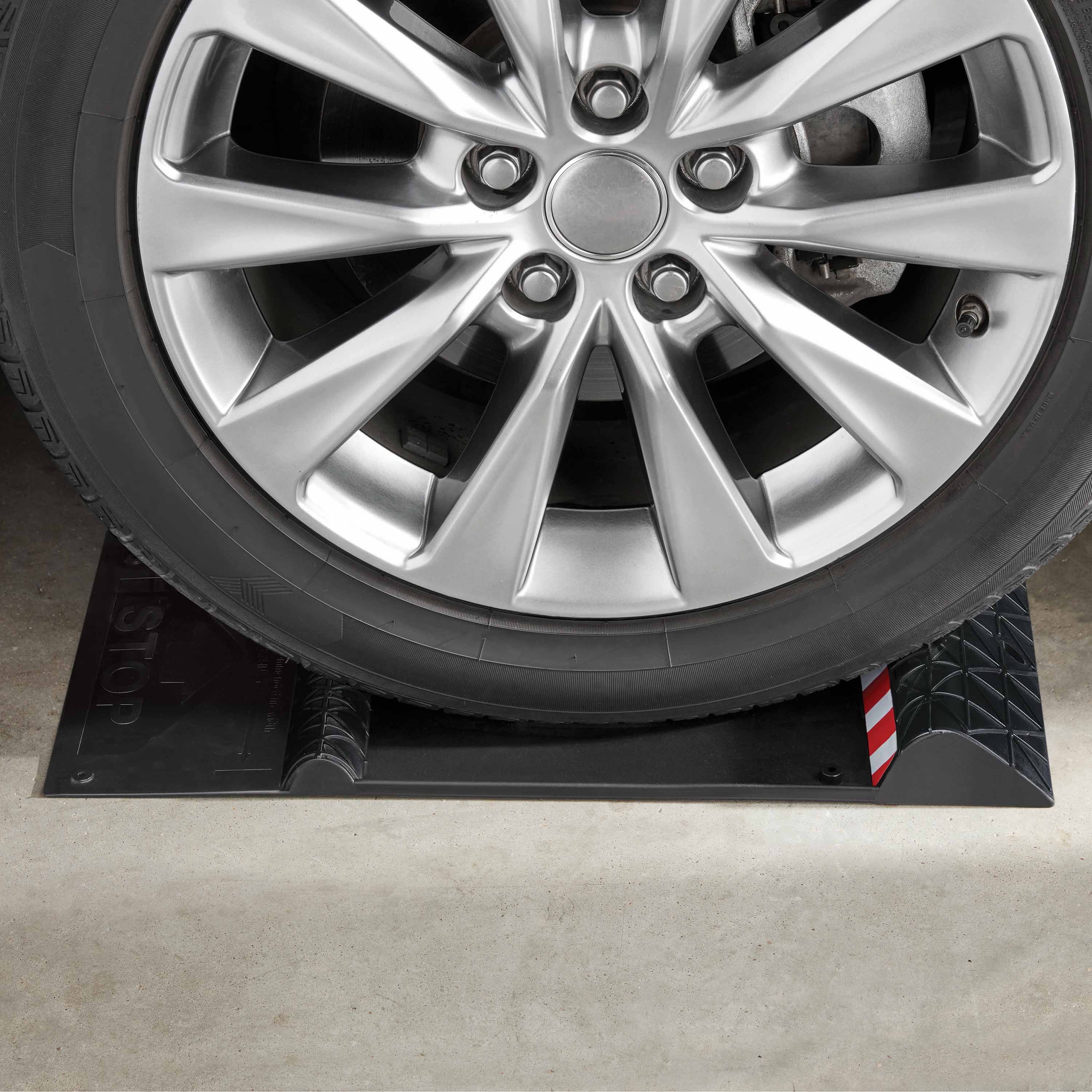 Universal Auto Drive Parking Mat, Black, Durable TPR Material