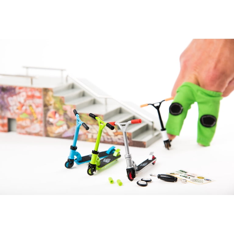 Grip & Tricks Finger Scooter Pack With Tools photo 5