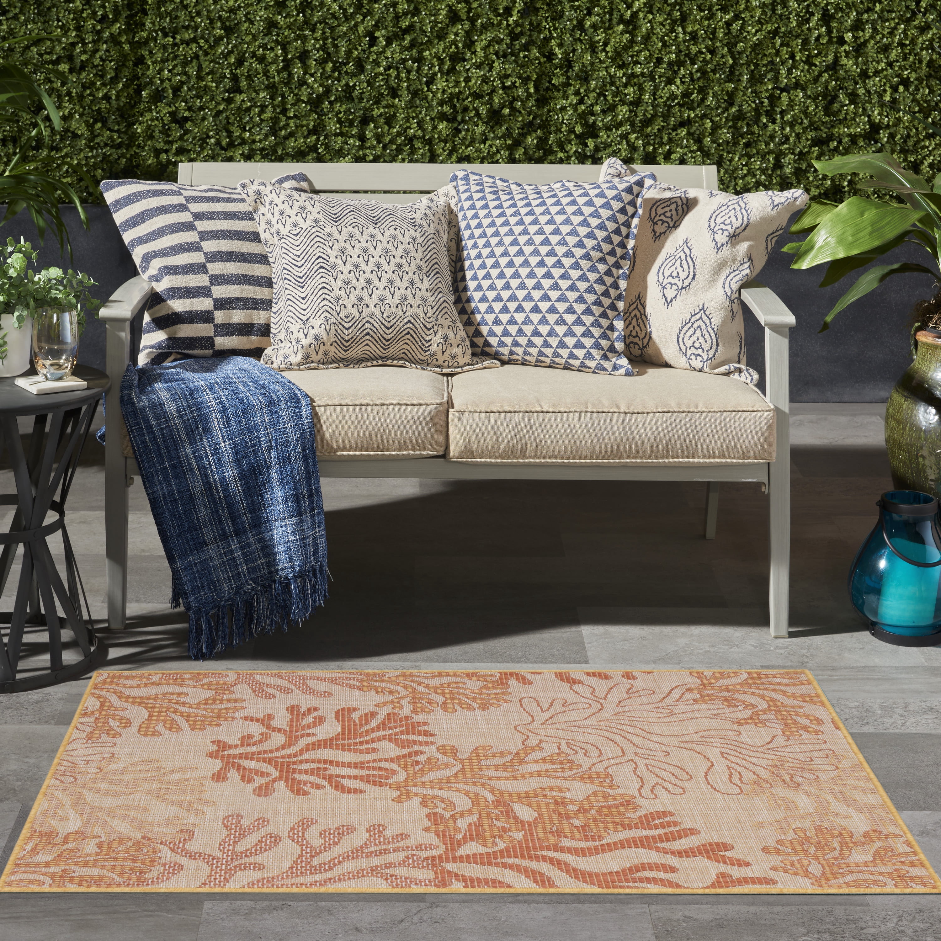Nourison Garden Oasis Indoor/Outdoor Coral 3' x 5' Area Rug (3x5)
