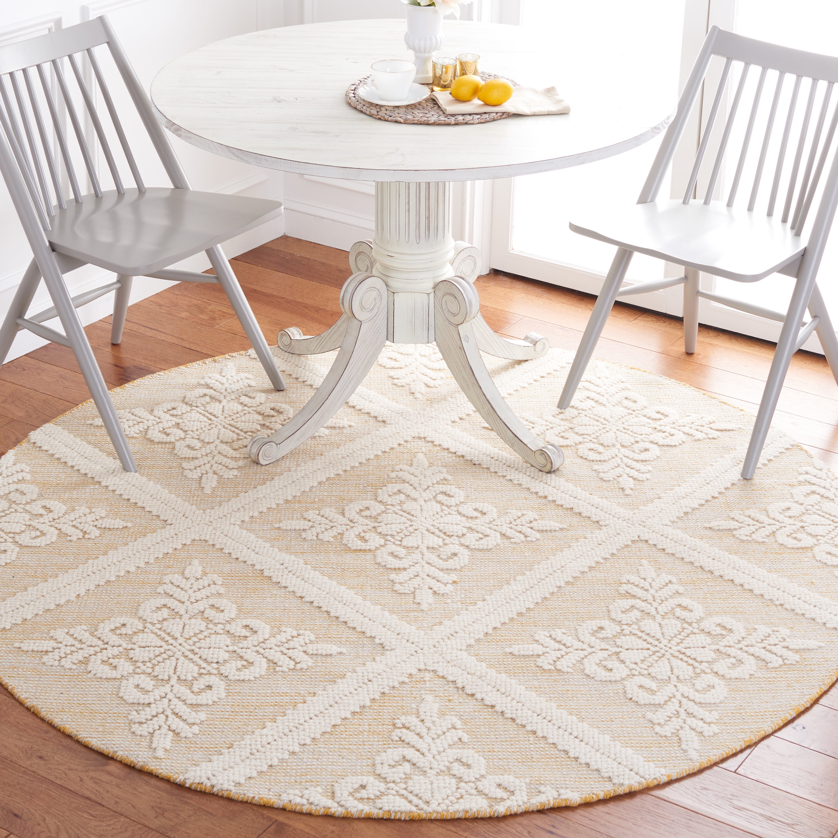 SAFAVIEH Vermont Trinity Floral Geometric Wool Area Rug, Ivory/Gold, 6' x 6' Round