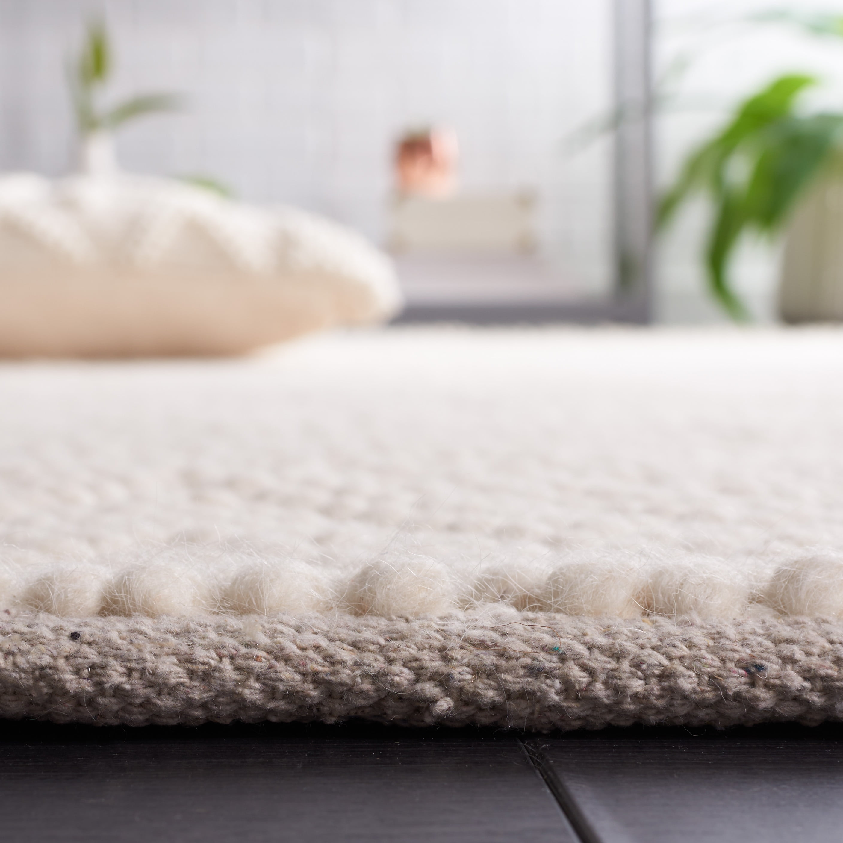 SAFAVIEH Natura Aylen Diamond Area Rug, Ivory, 6' x 9'