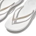 thumbnail image 4 of Chanclas FitFlop Iqushion Sparkle, ergonómicas, color blanco urbano, 4 of 7