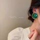 thumbnail image 2 of Pendientes de aguja de plata, regalo de San Valentín. Pendientes verdes con un temperamento encantador., 2 of 5