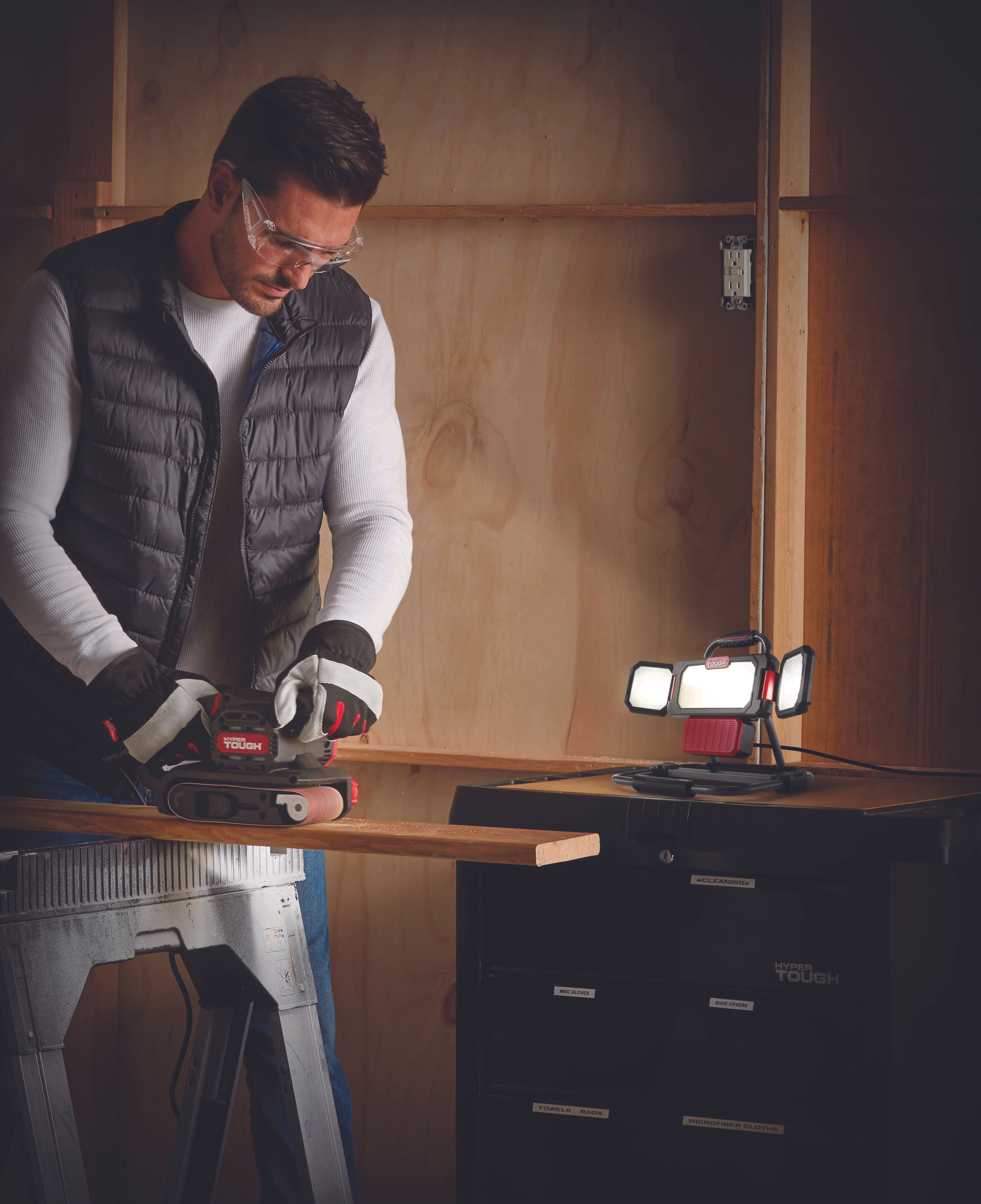 Hyper Tough LED Work Light, 3000 Lumens, Multidirectional Lighting, Powder Coated Frame, 1-Pack