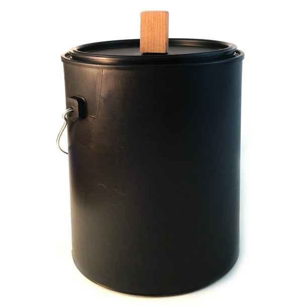 Kitchen Compost Bin 1 Gallon Black Plastic (Polypropylene) Pail with