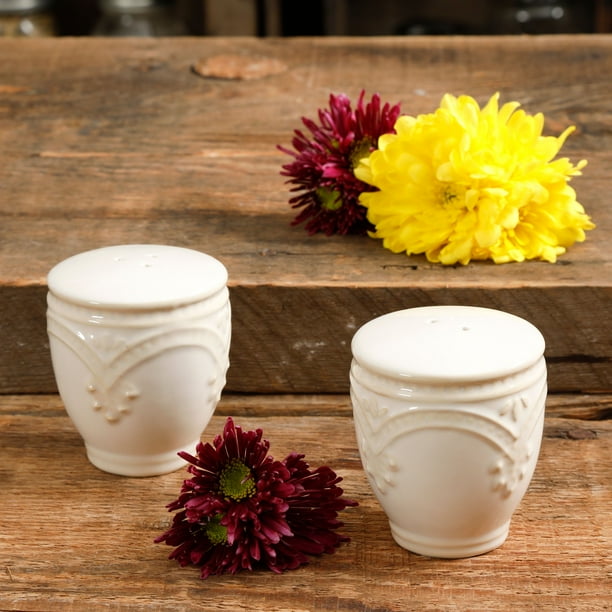 The Pioneer Woman Farmhouse Lace Salt & Pepper Shaker Set
