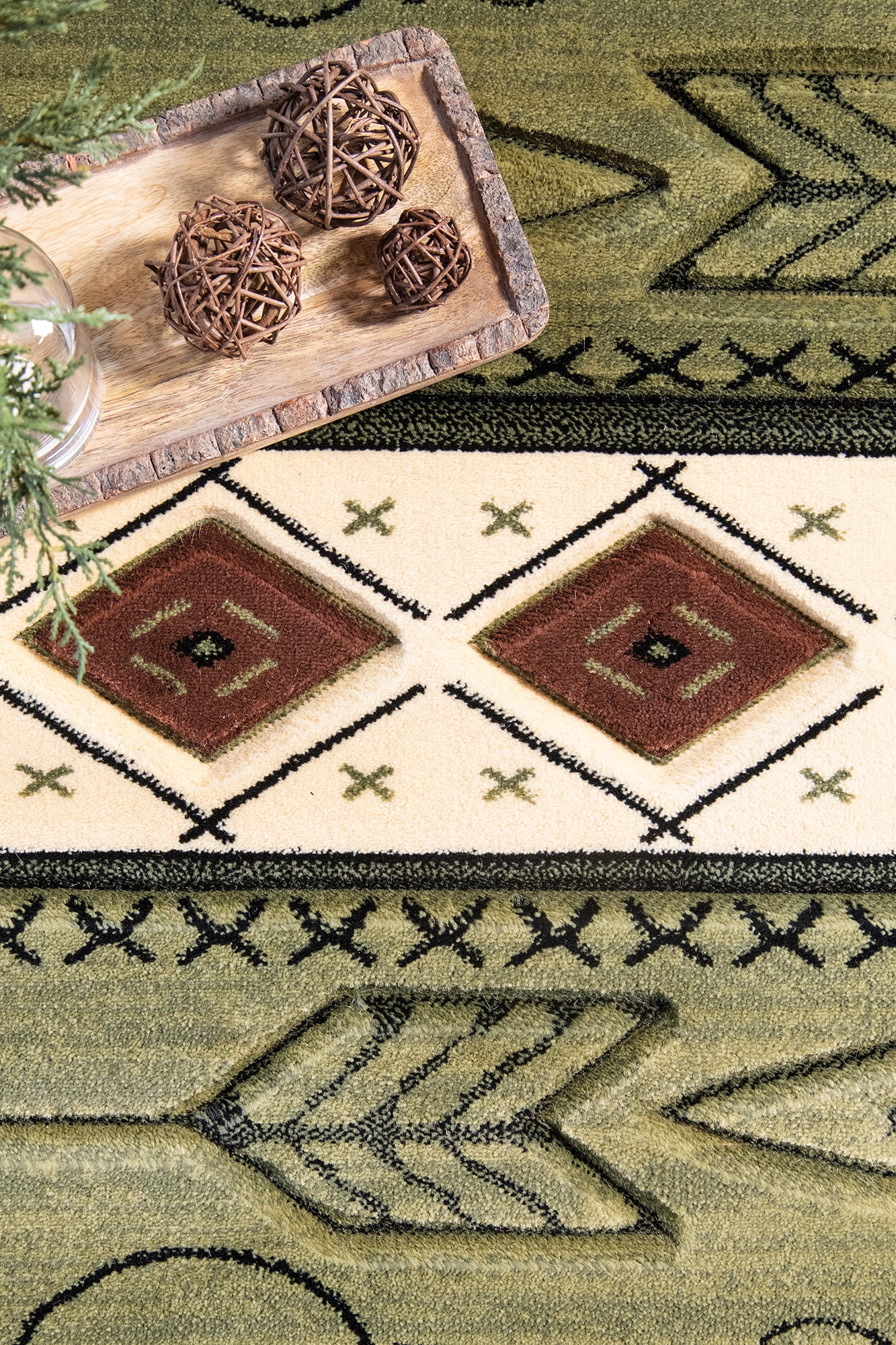 United Weavers of America Lodge Animal Print Loomed Area Rug, 7.83' x 10'