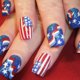 thumbnail image 4 of Juego de Uñas Postizas Cortas y Brillantes con Purpurina Del Día de La Independencia | Lunares Rojos y Blancos | 24 Unidades + Pegamento de Gelatina Incluido, 4 of 7