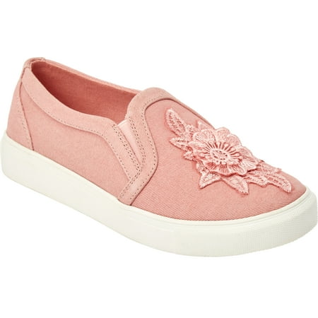 

Comfortview Women s Wide Width The Skyla Sneaker Sneaker