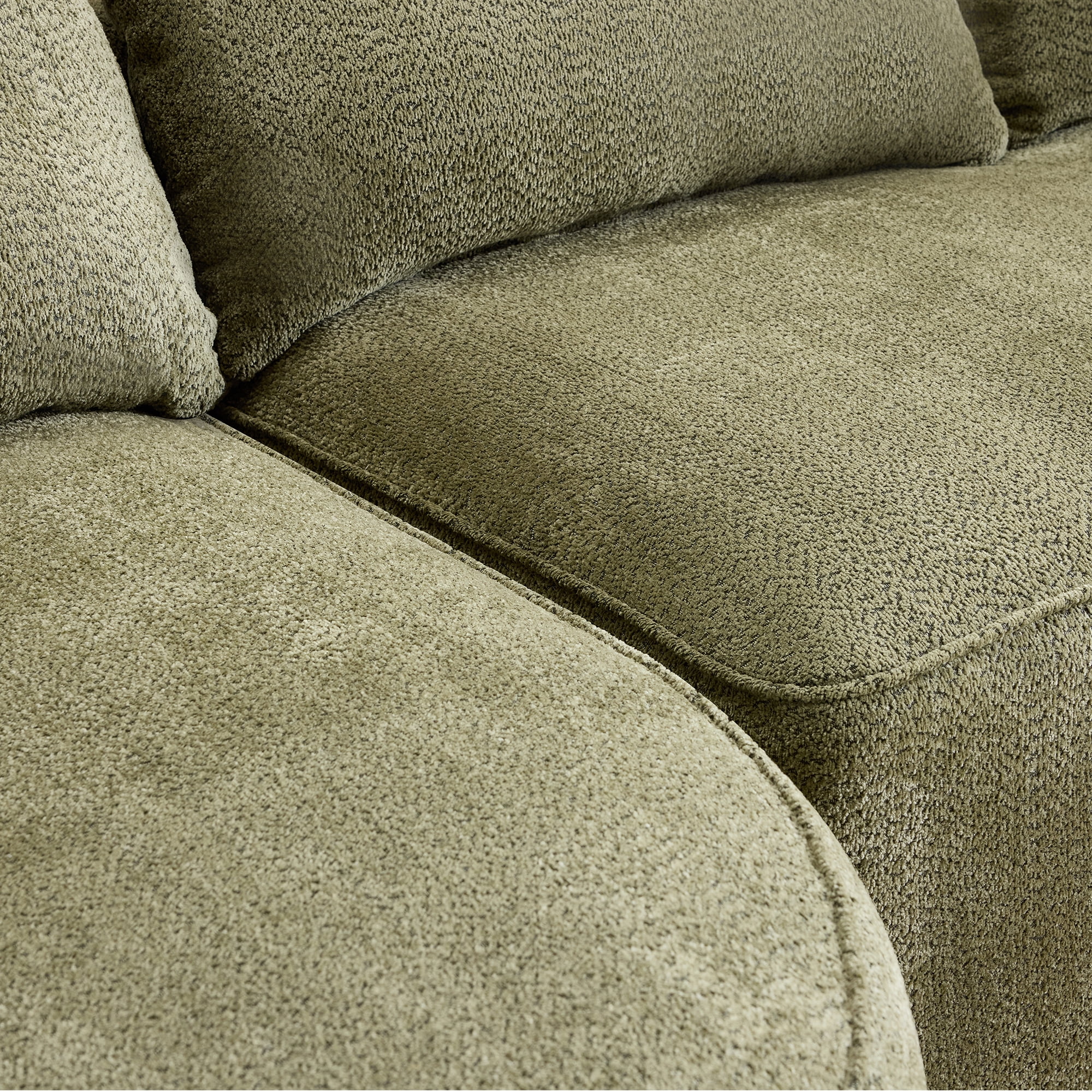Curved Boneless Sofa, Modern Chenille Fabric Sectional Sofa with 3 Back and 4 Throw Pillows, High-Resilience Sponge Support and Ergonomic Design, 124.5 Inch Large Capacity Sofa for Living Room, Green