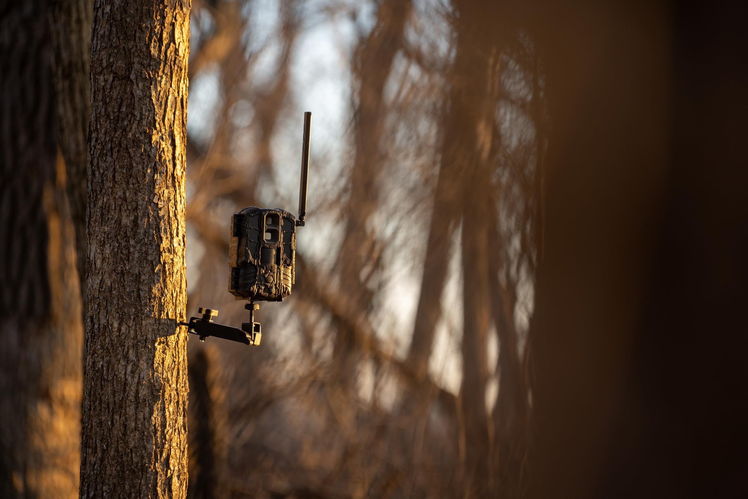 Stealth Cam Spectre 4K Dual-Core Cellular Trail Camera - 40MP - 4K Video - 80Ft Detection