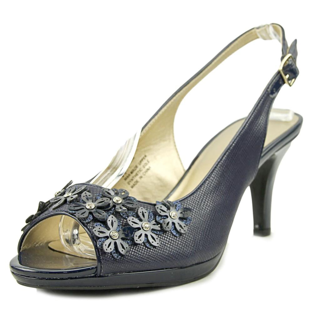 Karen Scott Karen Scott Womens Bronaa Peep Toe Slingback Classic