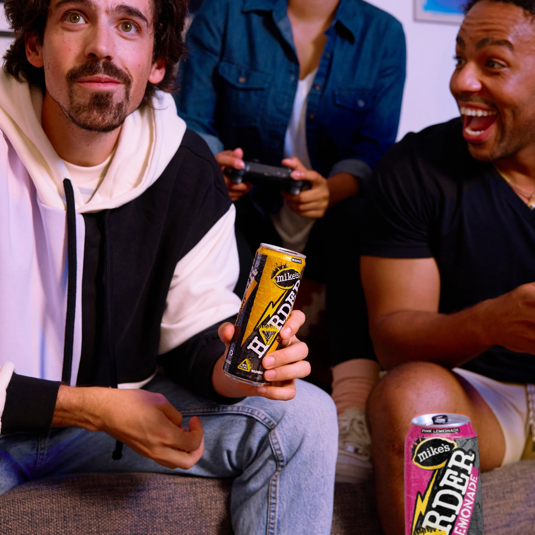 (2 pack) Mike's Harder Pink Lemonade, 23.5 fl oz Can, 8% ABV