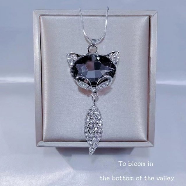 Collar de cadena de suéter de payaso de cristal para mujer, estilo coreano, con cadena de suéter para ropa, colgante de borla larga