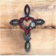 thumbnail image 2 of Cruz de herradura natural con corazón, decoración de arte de pared con cruz de herradura de metal, escultura para colgar en la pared con letrero de cruz de metal, cruz de herradura de arte de estilo vintage para patio al aire libre, hogar, 20 * 30 cm ER, 2 of 5