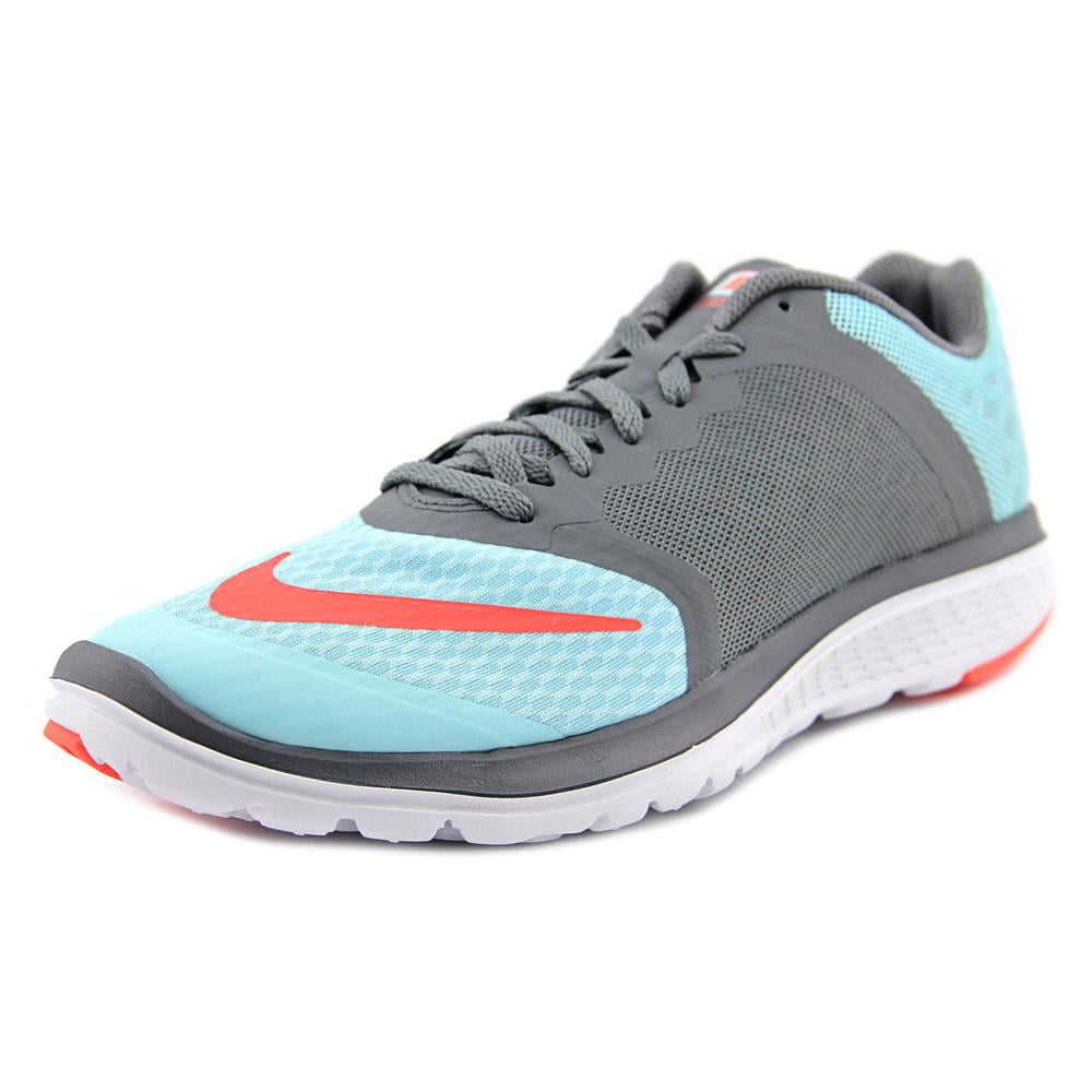 does nike women's run small