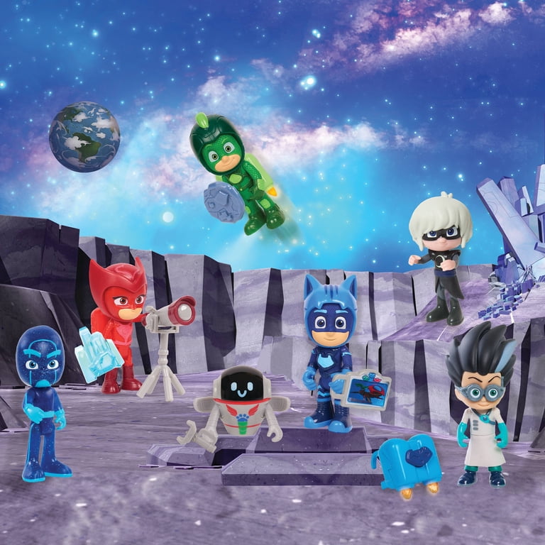 PJ Masks Deluxe Heroes & Villains Action Toy Collectible Figurine