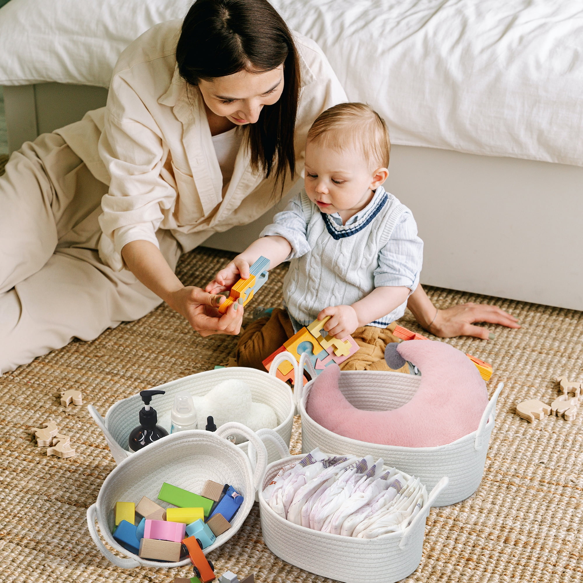 Caroeas 4-Piece Cotton Rope Baskets, Shelf Baskets for Organizing Shelves, Woven Decorative Basket, Nesting Bins for Baby Nursery and Toys, White (4 Sizes)
