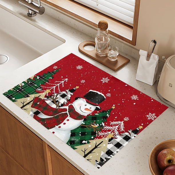 Snowflake Christmas Table Mats Set of 4, Holiday Dining Placemats for Kitchen Table Decor, Festive Winter Party Dinner Mat, Waterproof Heat Resistant Coasters for Home Decor and Gifts