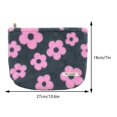 thumbnail image 4 of Bolsa cosmética de moda de felpa con cremallera, diseño floral lindo para bolso, estuche para lápices, 4 of 9