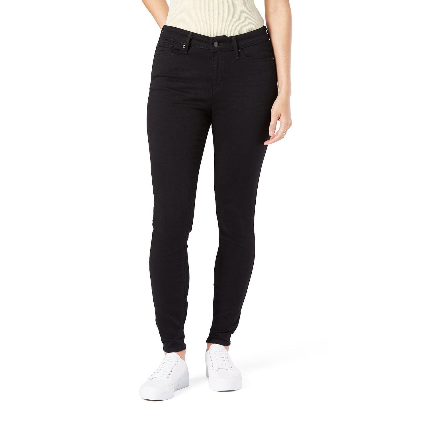 Levi Strauss Signature.™ Women's Mid-Rise Skinny Jeans