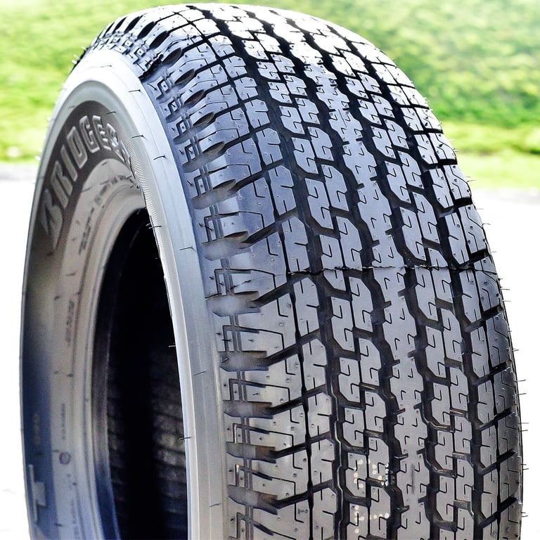Bridgestone Dueler H/T 840 Tire, 265/65R17 110S, All Season Bridgestone Dueler H/T 840 Tire, 265/65R17 110S, All Season