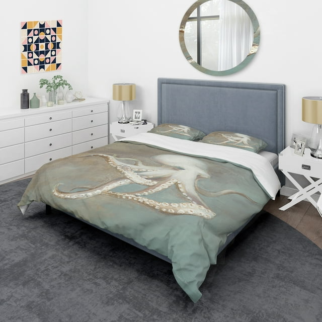 Designart 'Octopus Treasures from the Sea' Coastal Bedding Set - Duvet Cover & Shams