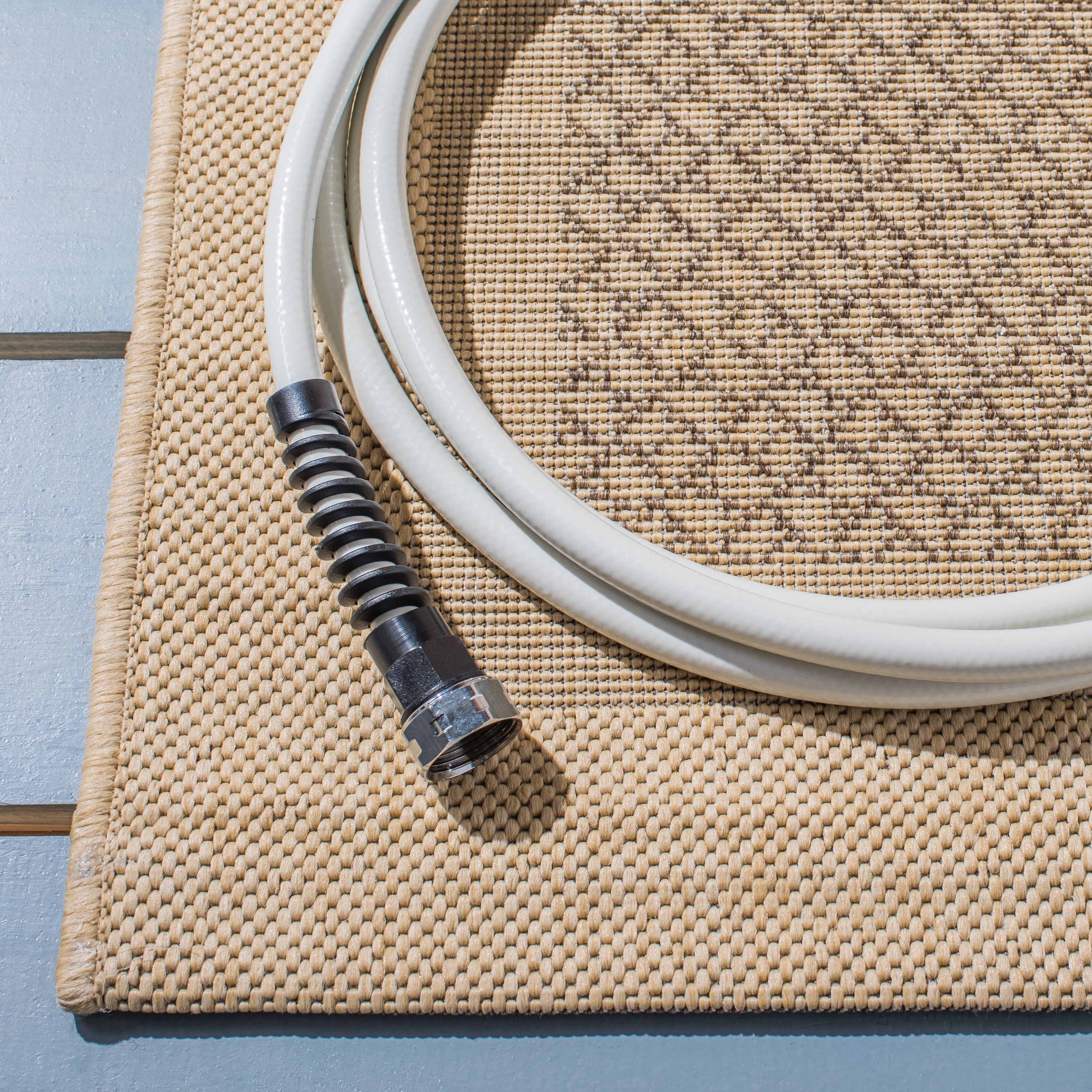 Safavieh Courtyard Eileen Geometric Indoor/Outdoor Runner Rug, Natural/Brown, 2'3" x 6'7"