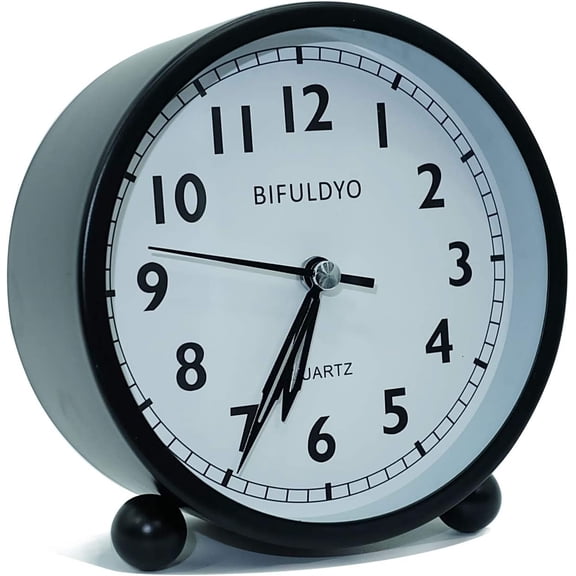 4 inches Silent Alarm Clock and Light Function, Vintage Classic Battery Operated Analog Clock(Black)