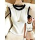 thumbnail image 1 of Top Sin Mangas Blanco Con Detalles Negros Y Botones Dorados Multicolor-3, 1 of 21