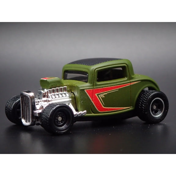 Open Box 1932 32 FORD COUPE HOT ROD GRN 1:64 SCALE COLLECTIBLE DIORAMA DIECAST MODEL CAR