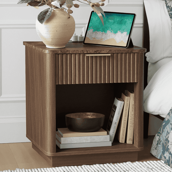19" Fluted Nightstand with Charging Station, Mid Century Modern Nightstand, Wood End Table, Bedside Table for Bedroom, Living Room, Walnut