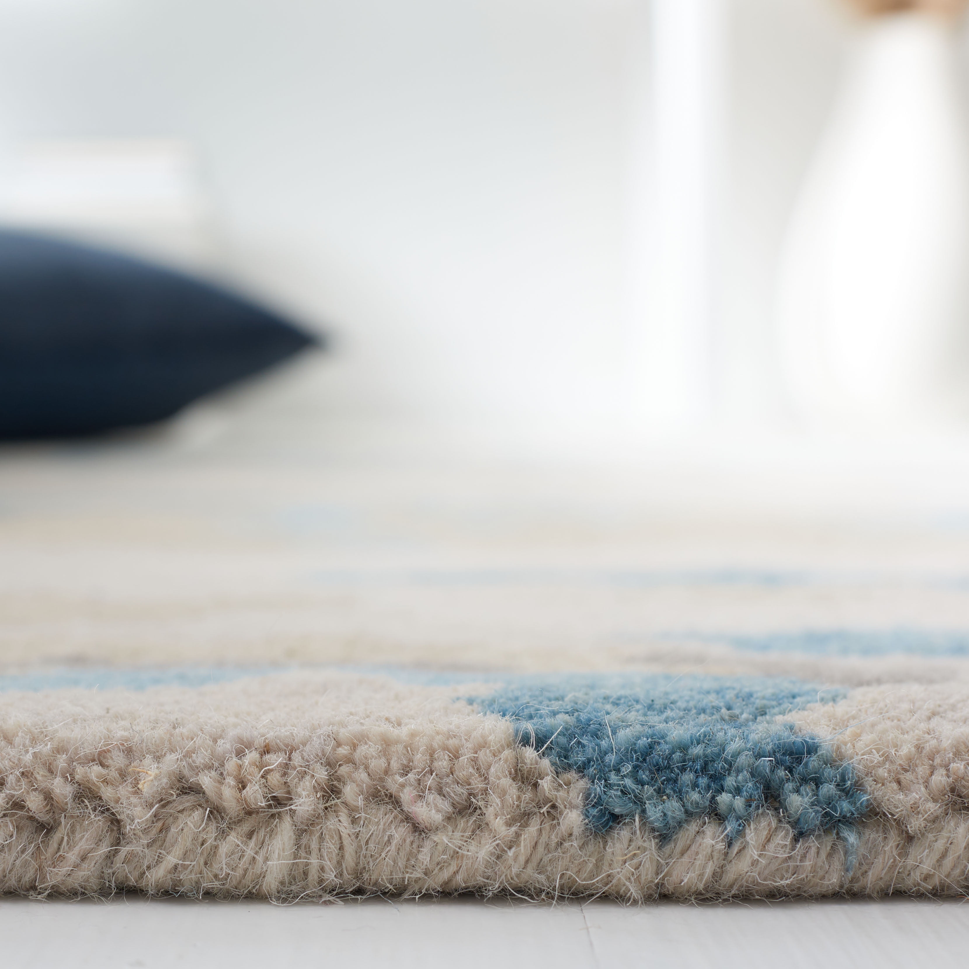 SAFAVIEH Soho Marcus Abstract Area Rug, Beige/Blue, 8' x 10'