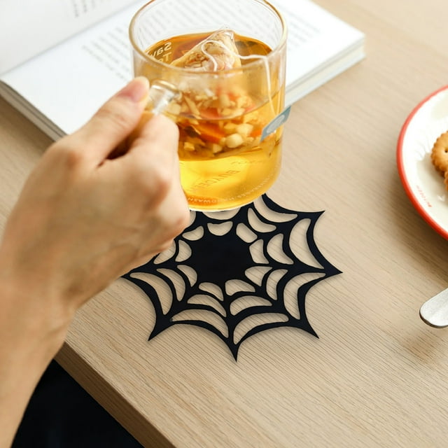 YIMWNYI Halloween Coaster, Non-Slip, Heat Resistant, Party Table Decoration, Polyester Material, Black Web Design, Suitable for Mugs and Glasses, Perfect for Festive Occasions