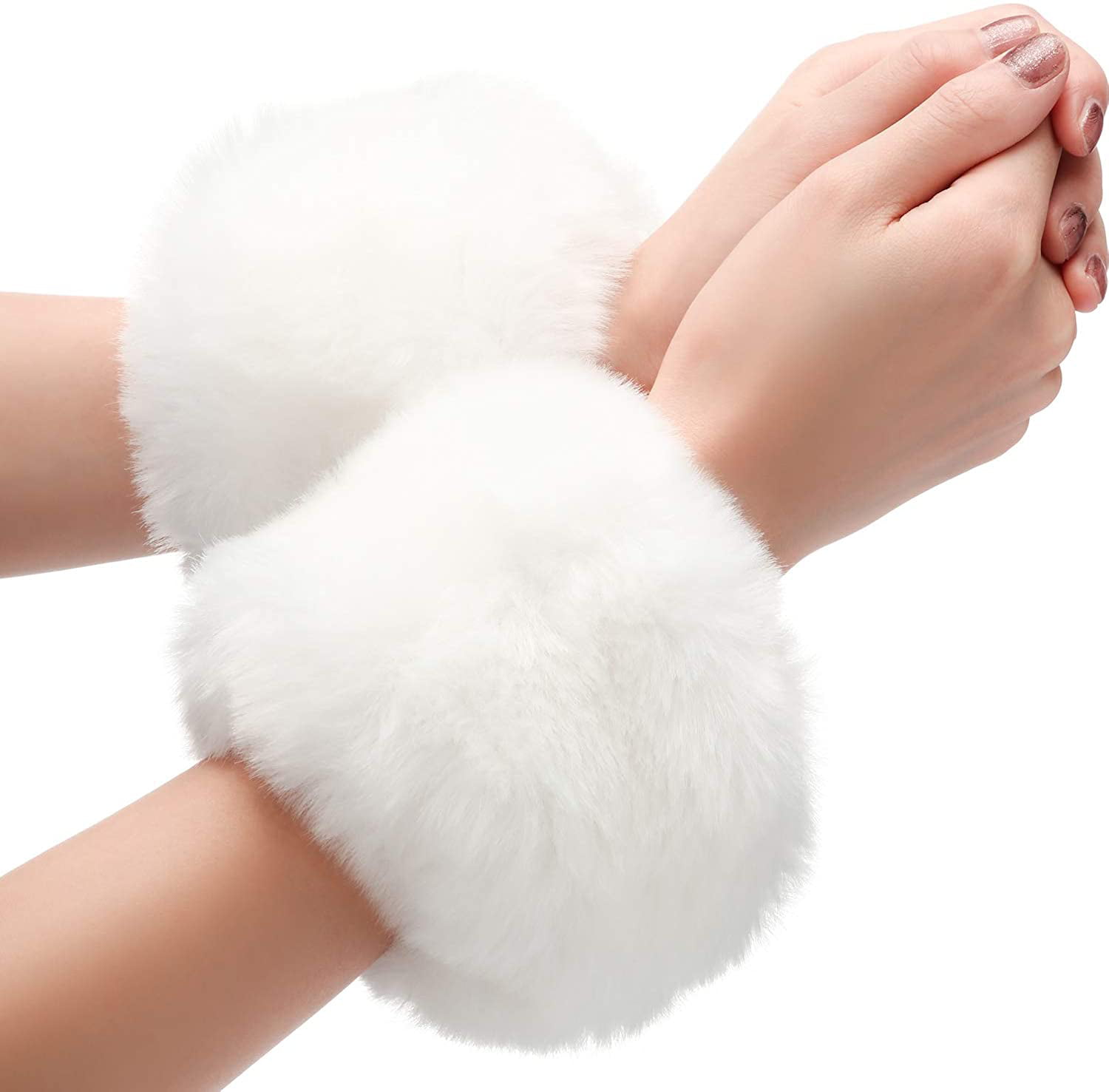 Faux Fur Short Wrist Cuff Winter Wrist Cuff Warmers Fuzzy Wrist Cuff for Women Girls Favors 