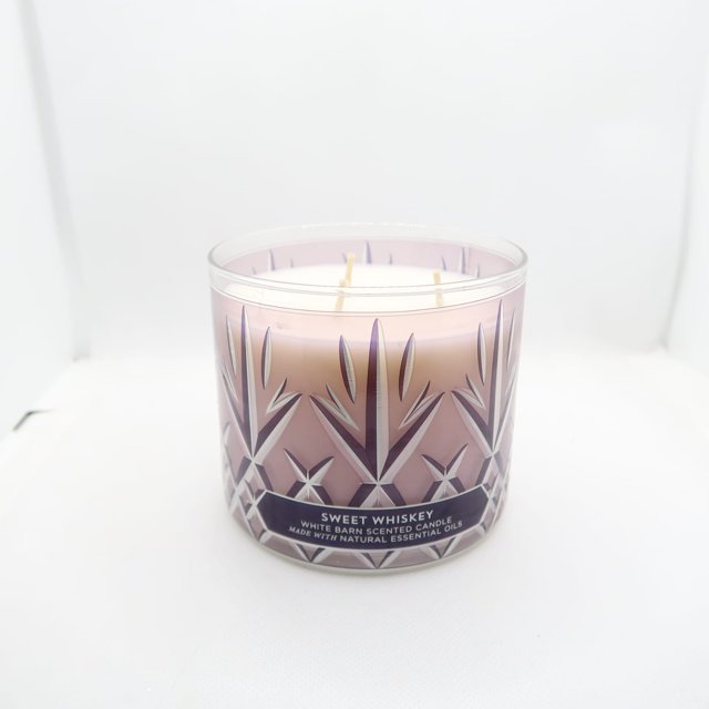 Bath and Body Works, White Barn 3Wick Candle w/Essential Oils 14.5