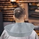 thumbnail image 2 of Capa de corte de cabello, Capa de corte de cabello, Accesorio de peinado profesional, Babero de corte de cabello, Capa de peinado de peluquero para, 2 of 9