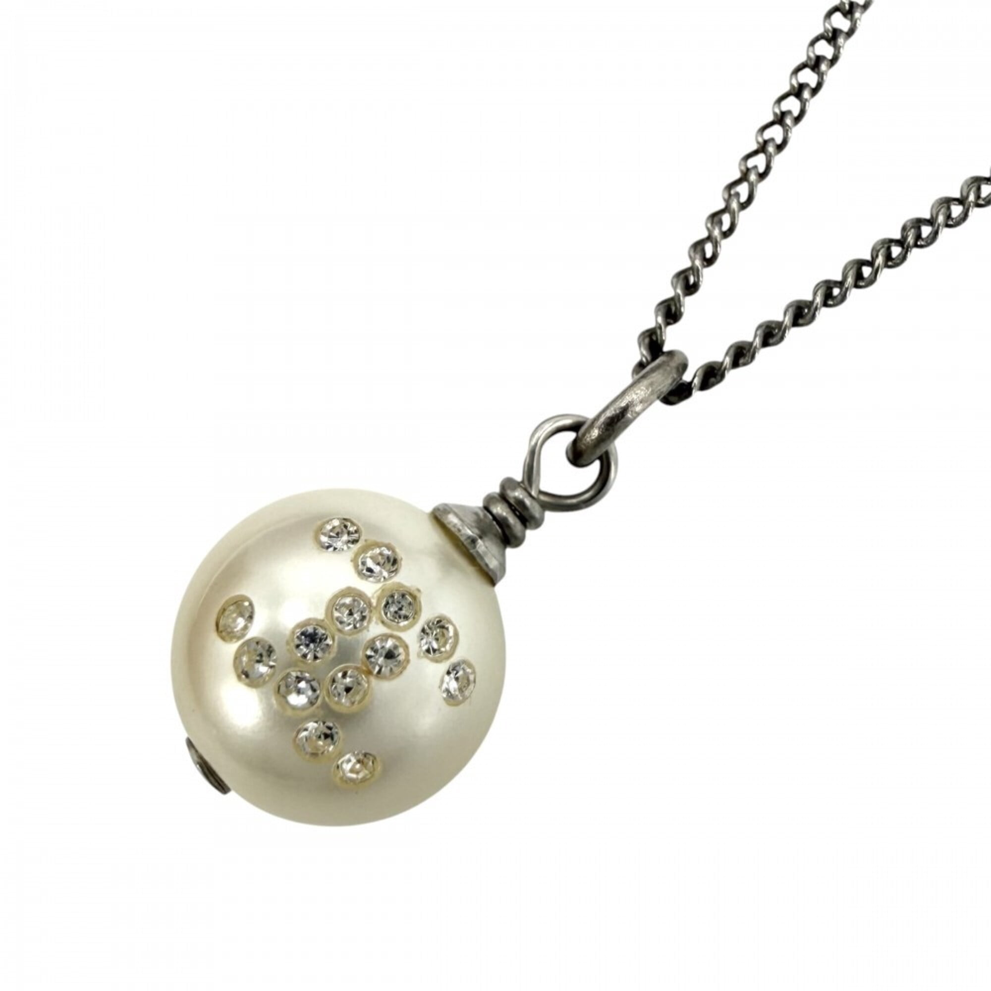 Coco Chanel Pearl Necklace