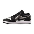 thumbnail image 4 of (Women's) Air Jordan 1 Low SE 'Silver Toe' (2021) DA5551-001, 4 of 6