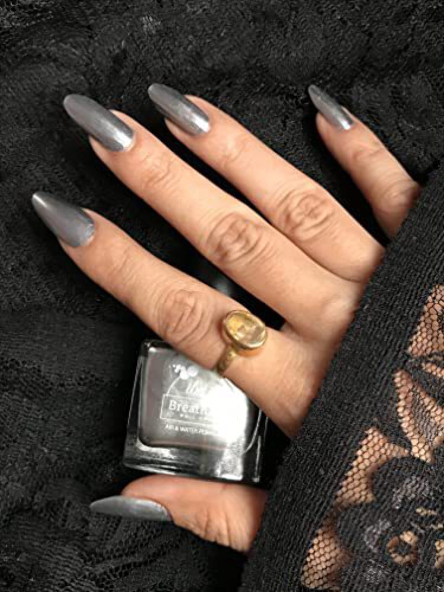 Buy Iba Halal Care Breathable Argan Oil Enriched Top Coat Clear 9ml and Iba  Halal Care Breathable Nail Color B22 Sparkling Silver 9ml | Globally